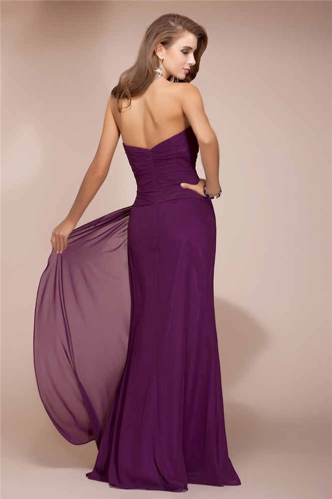 Gorgeous Sweetheart Sleeveless Long Beading Ruffles Chiffon Bridesmaid Dresses-Ballbella