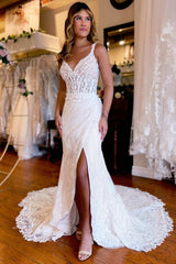 Gorgeous V-Neck Sleeveless Straps Mermaid Wedding Dresses High Slit With Appliques Lace-Ballbella