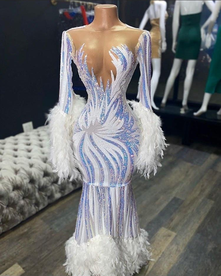 Ballbella offer Illusion neck Long Sleeves Luxurious Fur Sequin Mermaid Prom Party Gowns with cheap prices. Buy and enjoy the Free shipping on Chic cheap fur evening dresses On Sale.