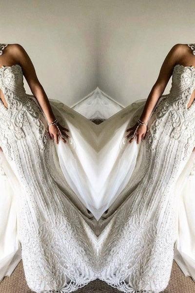 Luxurious High Neck Mermaid Sleeveless Wedding DressNew Arrival Lace Appliques Overskirt Bridal Gown-Ballbella