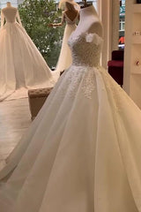 luxurious Off the ShoulderAppliques A line Ball Gowns Princess Bridal Gowns-Ballbella