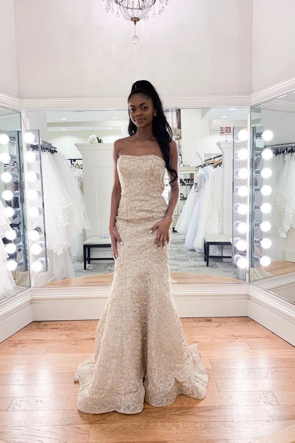 Luxurious Strapless Beadings Mermaid Wedding Dress Affordable Sleeveless Long Bridal Gown Luxurious Strapless Beadings Mermaid Wedding Dress Affordable Sleeveless Long Bridal Gown