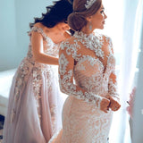 Ballbella.com supplies you Luxurious Sweetheart Lace Tulle Mermaid Spring Wedding Dress at reasonable price. Fast delivery worldwide. 