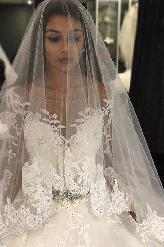 Luxurious Tulle Appliques Scoop Long Sleeves Crystal Wedding Dress-Ballbella