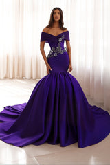 Luxury Regency V-Neck Off-The-Shoulder Satin Prom Dresses Sleeveless Sheath With Flower Zipper-Ballbella