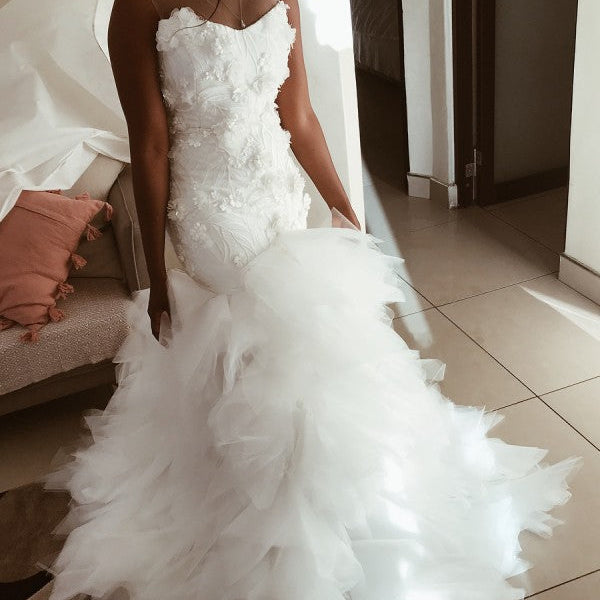 Mermaid Floral Appliques Ruffless Wedding Dresses Sheer Tulle Backless Sleeveless Bridal Gowns