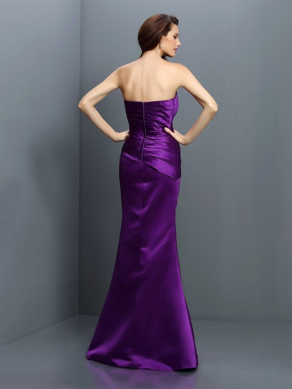 Mermaid Gorgeous Strapless Pleats Sleeveless Long Satin Bridesmaid Dresses-Ballbella