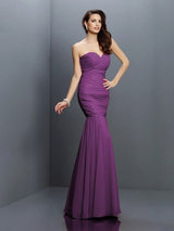 Mermaid Gorgeous Sweetheart Pleats Sleeveless Long Chiffon Bridesmaid Dresses-Ballbella
