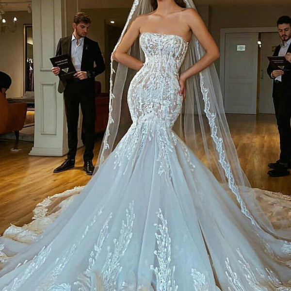 Mermaid Strapless Chapel Train Tulle Lace Applique Backless Wedding Dress Mermaid Strapless Chapel Train Tulle Lace Applique Backless Wedding Dress