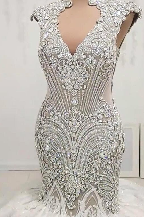 Mermaid V-neck Floor Length Backless Tulle Beading Applique Wedding Dress-Ballbella