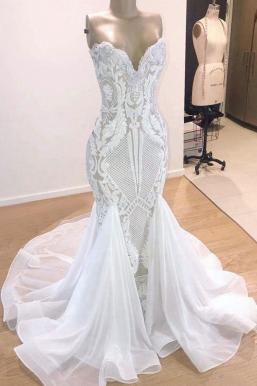 Mermaid V-neck Floor Length Sleeveless Tulle Applique Wedding Dress-Ballbella