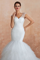 Mermaid Wedding Dress Beaded Chic V-Neck Sleeveless Bridal Gowns With Train-Ballbella