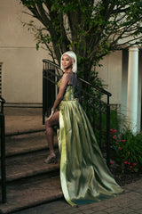 Minimalist Green V-Neck Hi-Lo Strapless Satin Prom Dresses Sleeveless With Lace-Up Back-Ballbella