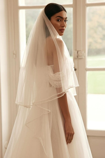 Modern Long Sleevess Long Off-the-Shoulder Wedding Dresses Online Sequined-Ballbella