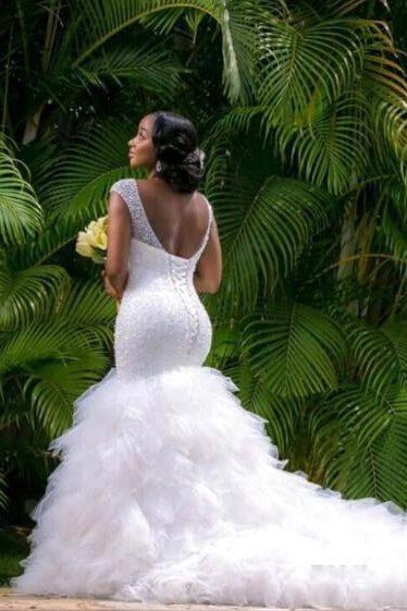 Modern Mermaid V neck Wedding Dresses Sleeveless Beading Court Train Bridal Gown-Ballbella