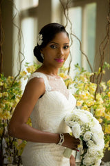 Modern Mermaid Vintage Wedding Dress with Special Lace Beading Sheer Back Bridal Gowns-Ballbella