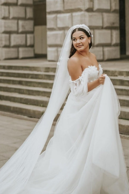 Modern Off-the-Shoulder Cap Sleeves Long tulle Wedding Dresses Online-Ballbella
