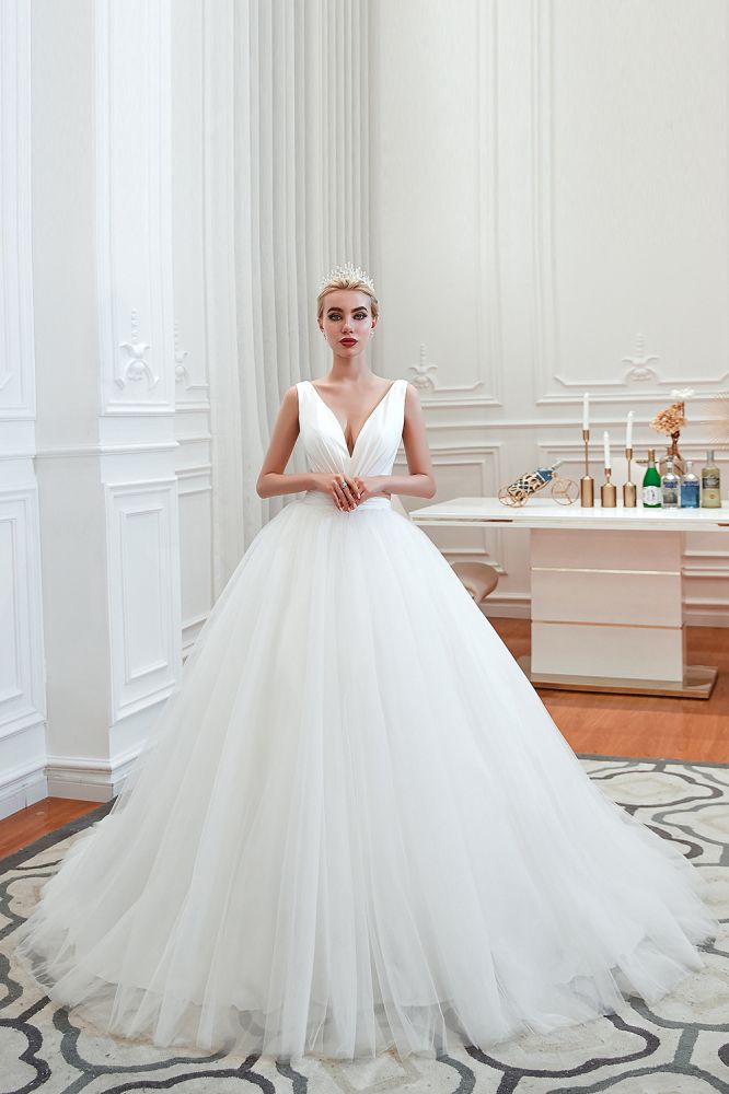 Modern V neck sleeveless White Princess Spring Wedding Dress-Ballbella