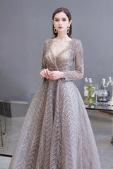 Modest Long Sleevess V-neck Princess Prom Party Gowns-Ballbella