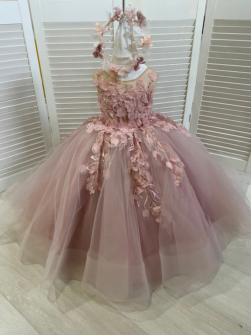 Modest Sleeveless Ball Gown Flower Girls Dress With Appliques