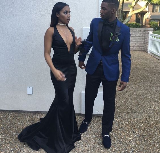 Navy Blue Slim Fit Best Prom Mens Suit with Peaked Lapel-Ballbella