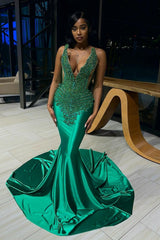 New Arrival Green Halter Lace Up Mermaid Crystal Prom Dresses-Ballbella