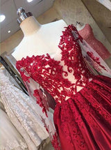 This beautiful New Arrival Red Prom Dresses Off-the-Shoulder Lace Appliques Long Sleevess Puffy Evening Gowns will make your guests say wow. The Off-the-shoulder bodice is thoughtfully lined,  and the Floor-length skirt with Lace to provide the airy,  flatter look of Stretch Satin.