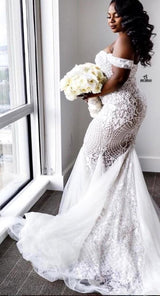 Looking for a dress in , Mermaid style, and Amazing Appliques work? Ballbella custom made you this Off-the-shoulder Lace Mermaid Plus Size Wedding Dresses.