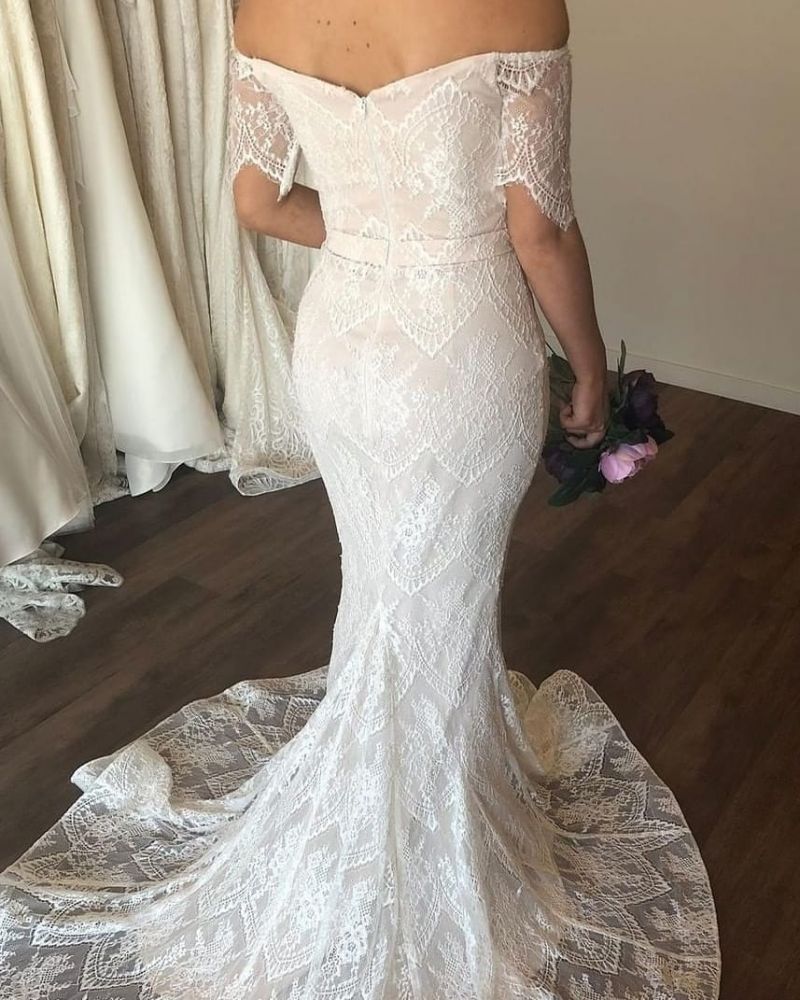 This Off The Shoulder Lace mermaid Wedding Dresses Floor Length Bridal Gowns at Ballbella comes in all sizes and colors. Shop a selection of formal dresses for special occasion and weddings at reasonable price.