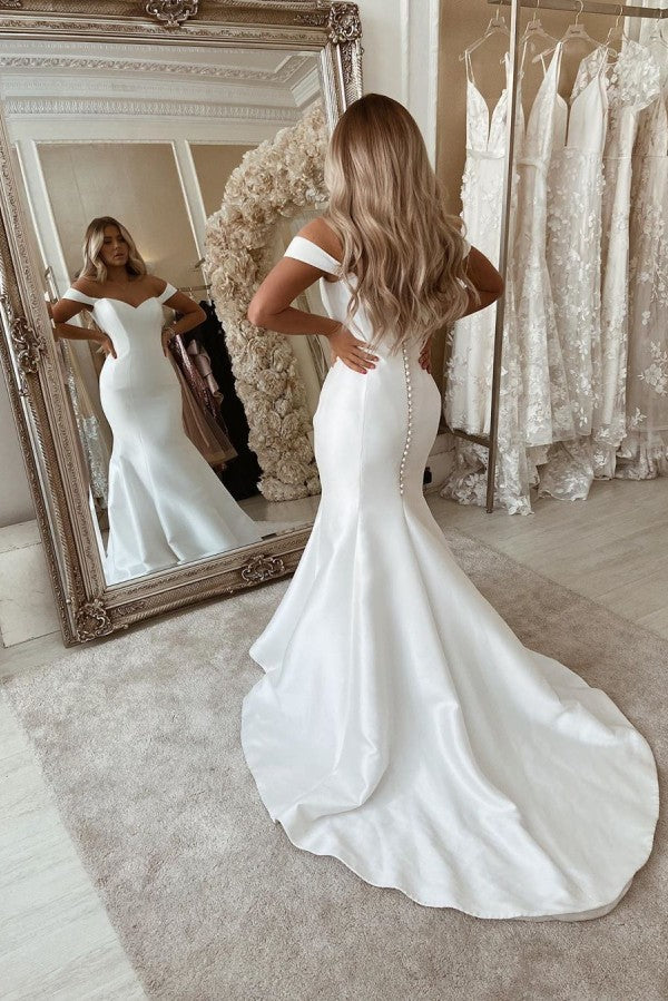 This Off The Shoulder Mermaid Wedding Dresses Chic Sleeveless Bridal Gowns Online at Ballbella comes in all sizes and colors. Shop a selection of formal dresses for special occasion and weddings at reasonable price.