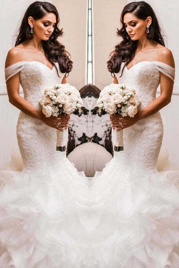 Off The Shoulder Puffy Ruffless Wedding Dresses Sheath Tulle Modern Lace Bridal Gowns-Ballbella