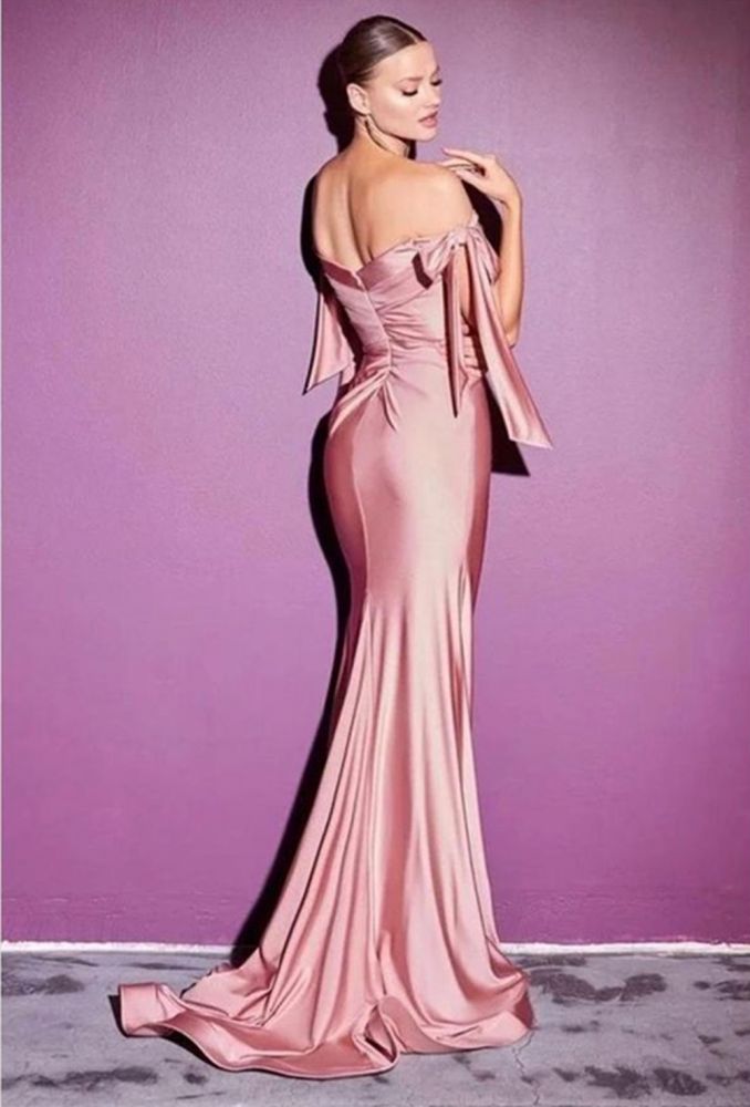 Ballbella offers Off-the-Shoulder Satin Mermaid Slim Evening Maxi Gown at a good price from Same as Picture, Nude pink, Blushing Pink, Candy Pink, Pearl Pink, Dusty Rose, Wisteria, Satin to Column hem. Gorgeous yet affordable Prom Dresses, Evening Dresses, Homecoming Dresses.