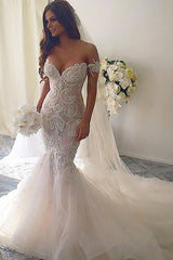 Off the Shoulder Sleeveless Mermaid Tulle Chapel Train Wedding Dresses-Ballbella