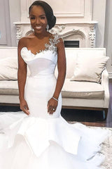 One shoulder White Mermaid Bridal Gowns with Ruffles Train-Ballbella