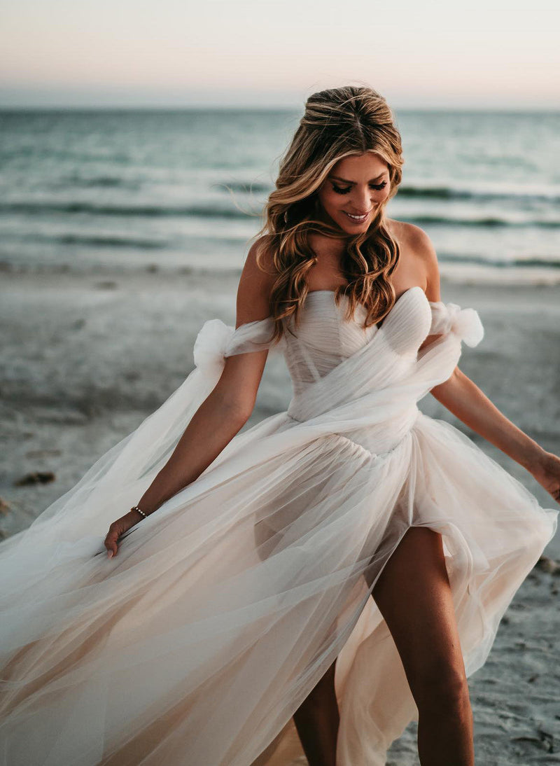 pleated tulle ball gown wedding dress Strapless Straight Across Neck Lace Pleated Tulle Long Wedding Dress