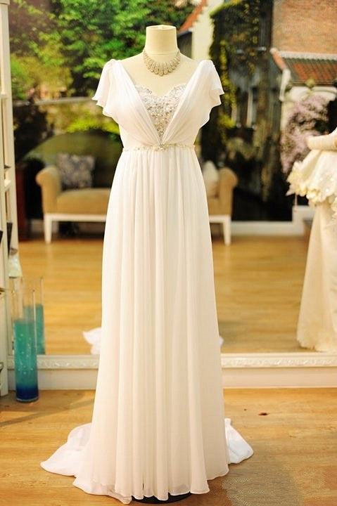 Popular Vintage Wedding Dresses Bohemia Short Sleeves Beads Peals Chiffon Bridal Dress-Ballbella