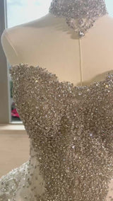 Elegant Sweetheart Strapless Sleeveless Wedding Dresses Ball Gown Beads With Lace-Up Back