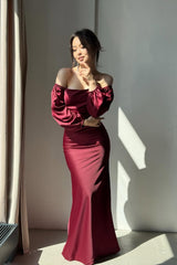 Romantic Burgundy Off-The-Shoulder Long Sleeves Satin Prom Dresses Mermaid With Pleats-Ballbella