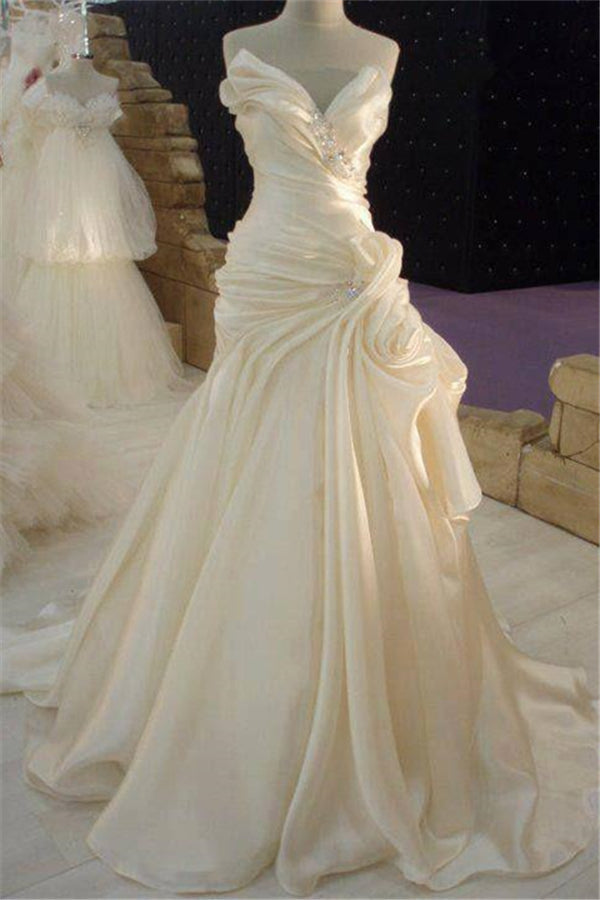 Ruffless Cream Satin Wedding Dress with Beadings Classic Long Bridal Dress-Ballbella