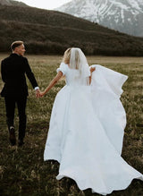 Satin Square Neckline Ball-Gown Wedding Dresses-Ballbella