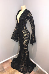 Sexy Long Sleeves Black Mermaid Prom Dress Lace V-neck Long-Ballbella