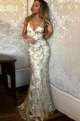 Sexy V-Neck Spaghetti Straps Mermaid Prom Dress Sequins Black Silvery Long-Ballbella