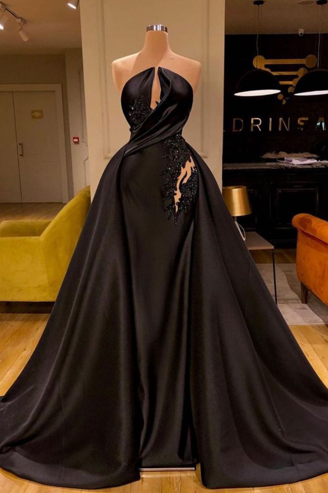 Looking for Prom Dresses in Satin,  A-line style,  and Gorgeous Appliques work? Ballbella has all covered on this elegant Sleeveless Black Evening Gowns Charming Mermaid Sweep Train.
