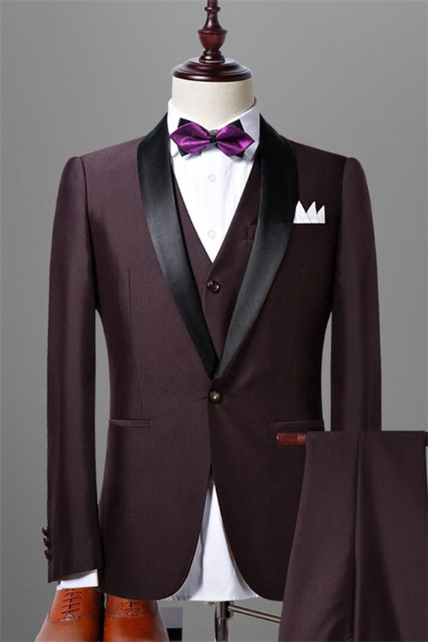 Ballbella made this Solid Dark Maroon Wedding Tuxedos for Men, Slim Fit Three-pieces Dress Marriage Suits with rush order service. Discover the design of this Burgundy Solid Shawl Lapel Single Breasted mens suits cheap for prom, wedding or formal business occasion.