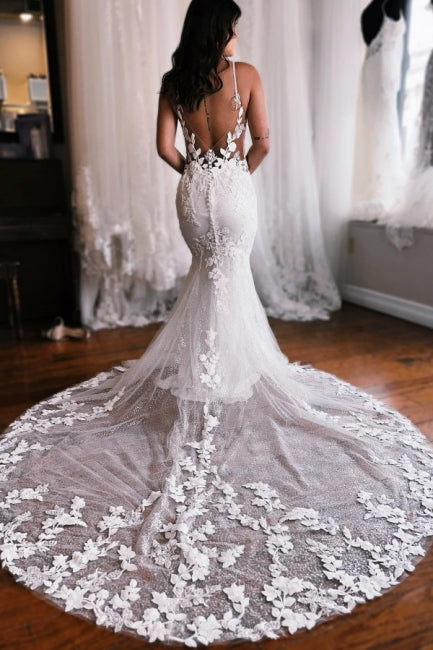 Spaghetti Straps Mermaid Floor Length Lace Wedding Dresses with Chapel Train-Ballbella