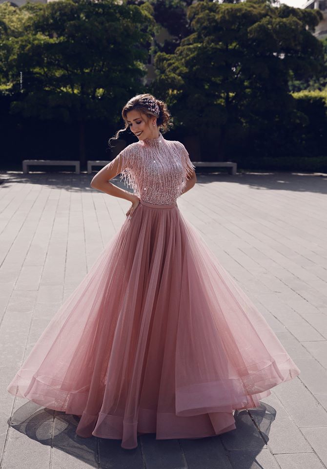 Ballbella offers Special High Neck Tassel Beading Cap Sleeves Princess Prom Dresses Blushing Pink Evening Gowns at cheap prices from Organza to A-line Floor-length. They are Gorgeous yet affordable Short Sleeves Prom Dresses. You will become the most shining star with the dress on.