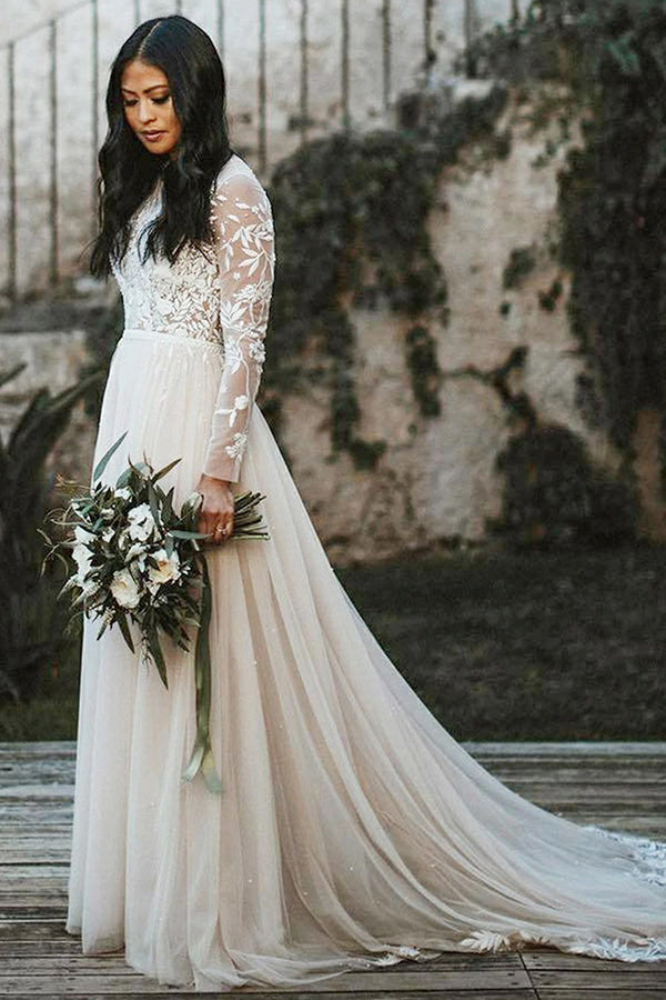 Looking for a dress in Tulle, A-line style, and Amazing Appliques,Pearls work? We meet all your need with this Classic Stylish Long Sleevess Aline Wedding Dress Chiffon Bridal Gown Floor Length.