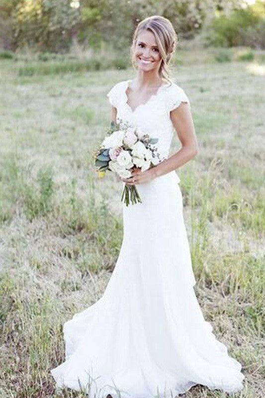 Sweep Train A Line Lace V neck Tulle Sleeveless Wedding Dresses-Ballbella