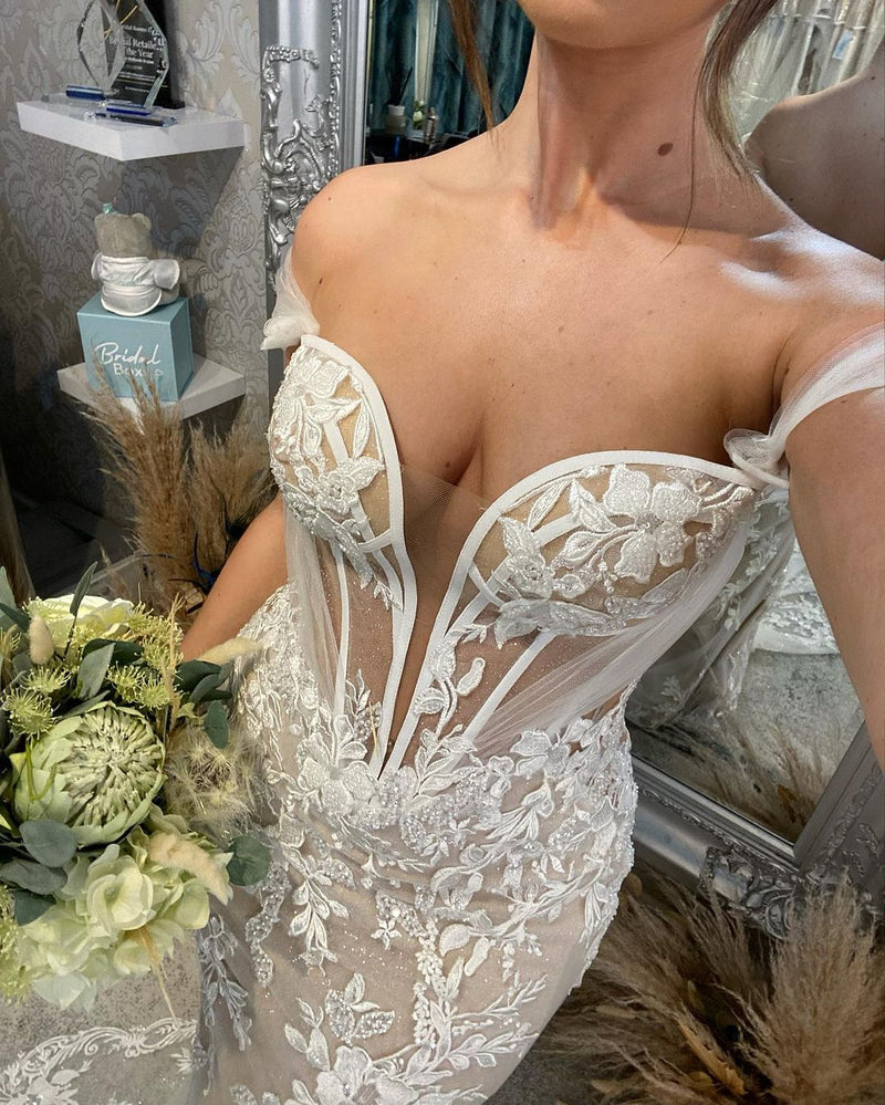 Sweetheart Long Mermaid Off-the-shoulder Glitter Appliques Wedding Dress-Ballbella