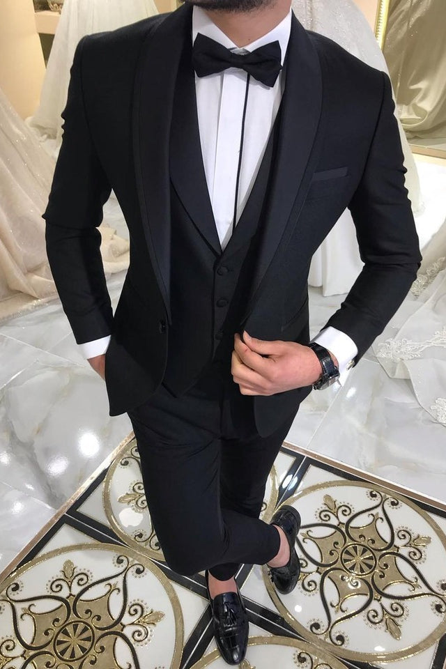 This Three-piece Black Men Suits for Groom, Shawl Lapel Wedding Tuxedos with Waistcoat at Ballbella comes in all sizes for prom, wedding and business. Shop an amazing selection of Shawl Lapel Single Breasted Black mens suits in cheap price.